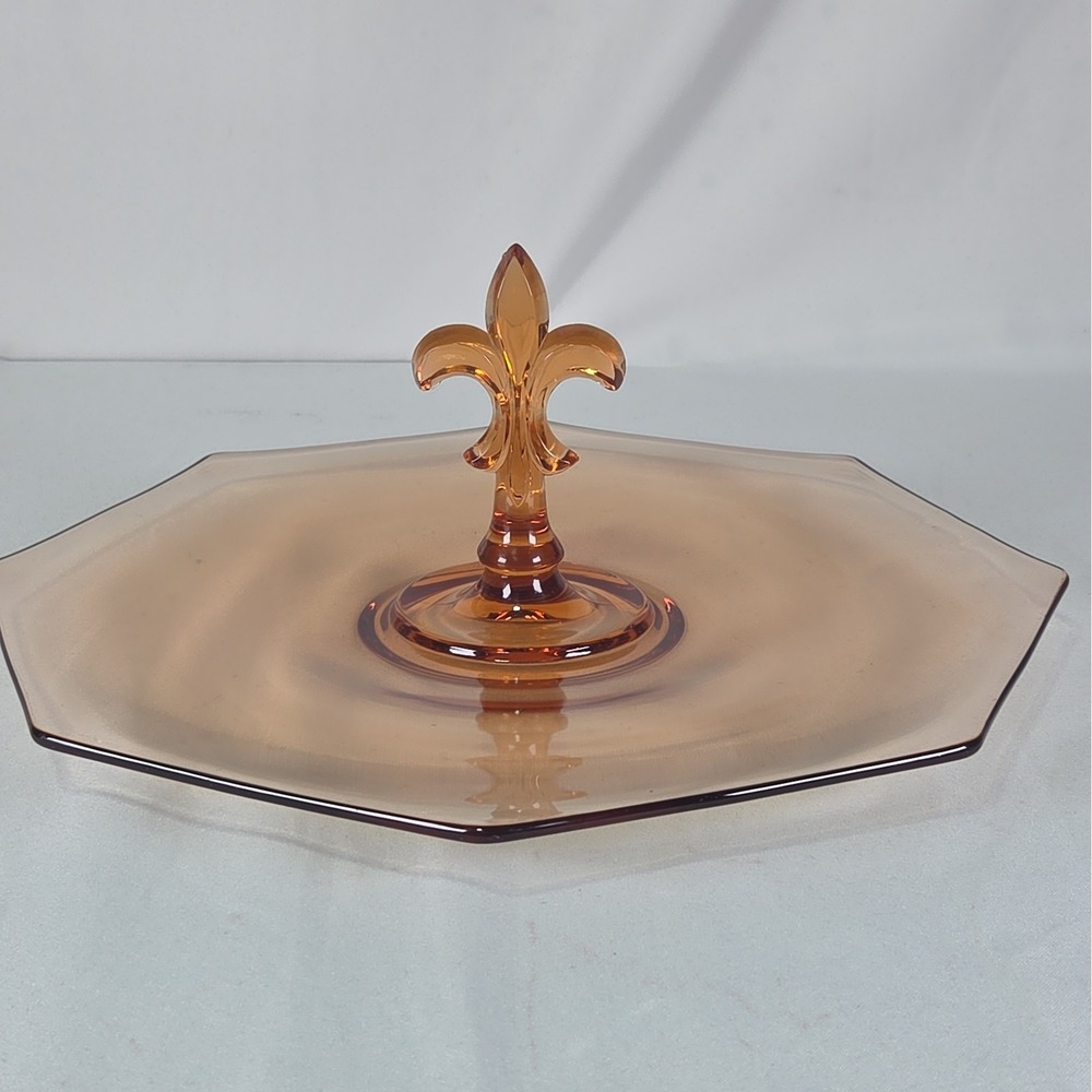 VINTAGE FOSTORIA PEACHY/PINK FLEUR DE LIS GLASS 11.5" TIDBIT TRAY